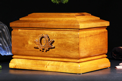 自己买骨灰盒可以在殡仪馆使用吗