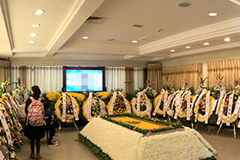在北京灵堂设在家里和殡仪馆有什么区别？
