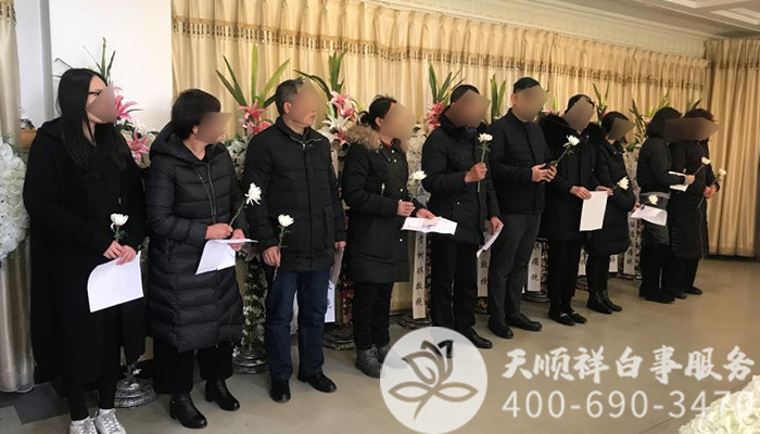 告别厅告别仪式 告别厅告别仪式