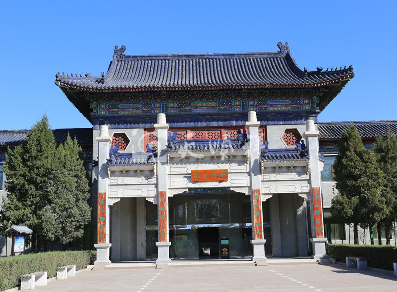 东郊殡仪馆