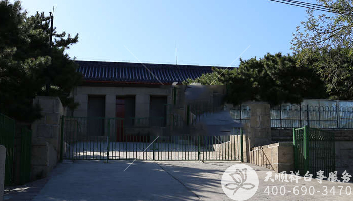 老山骨灰堂停车场 老山骨灰堂停车场