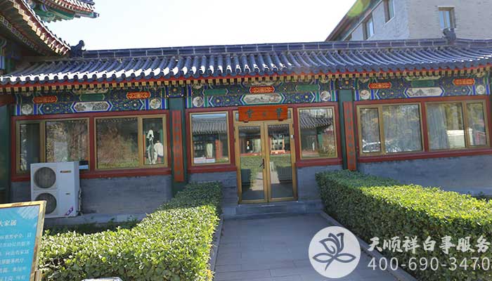 东郊殡仪馆骨灰堂 东郊殡仪馆骨灰堂
