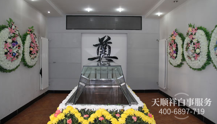 殡仪馆第一告别厅告别图 殡仪馆第一告别厅告别图