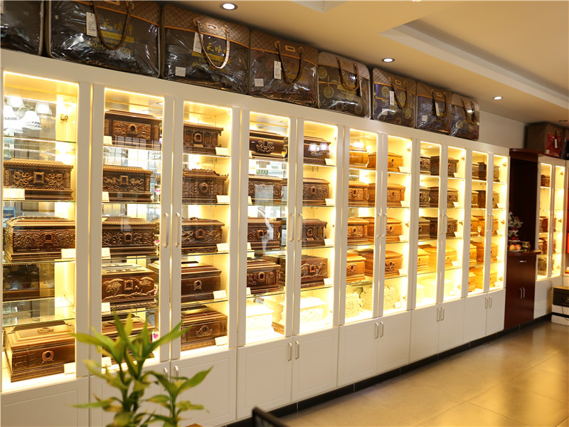 实体店铺骨灰盒 实体店铺骨灰盒
