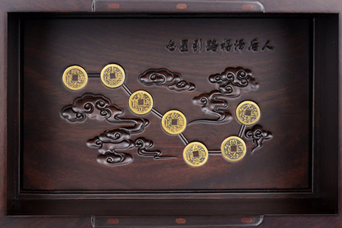 黑紫檀骨灰盒怎么样？黑紫檀骨灰盒的寓意及价格多少钱？